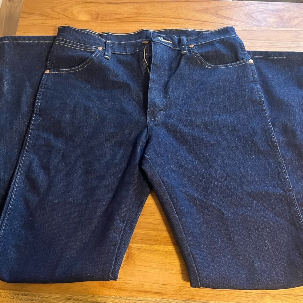 Cowboy Cut Wranglers (32x32)